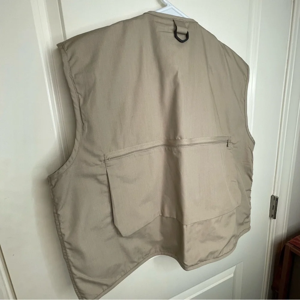 Rio Bravo Outdoor Adventure Clothing Khaki Multi-pocket Vest Fishing Hunting